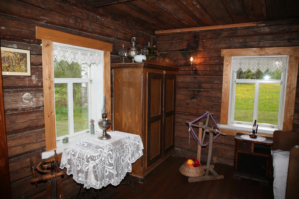 Ethnographic Holiday House Laipas Murjani Exteriör bild